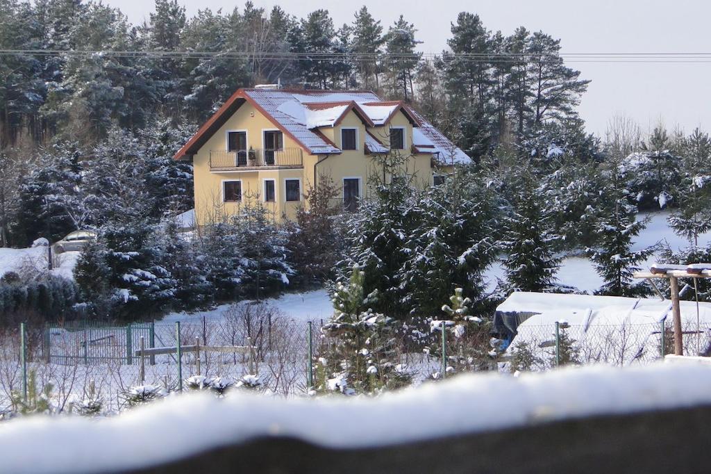 Gosciniec Nad Stawem Villa Szczytno  Buitenkant foto