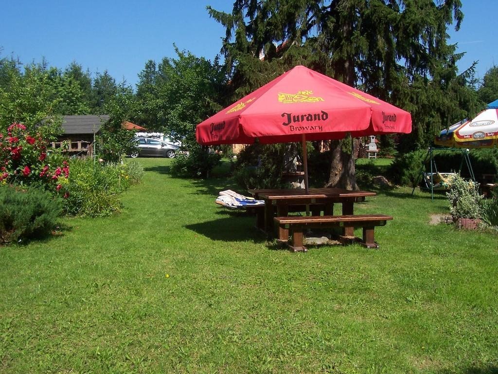 Gosciniec Nad Stawem Villa Szczytno  Buitenkant foto