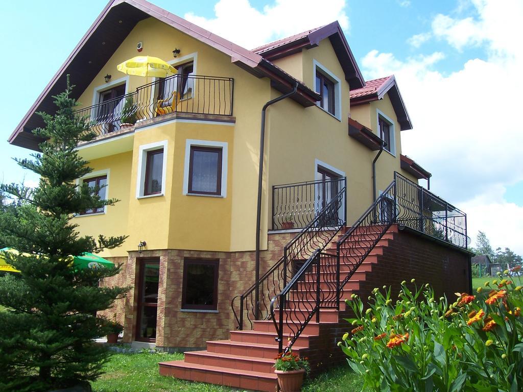 Gosciniec Nad Stawem Villa Szczytno  Buitenkant foto